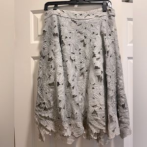 Ladies skirt; unique design!
